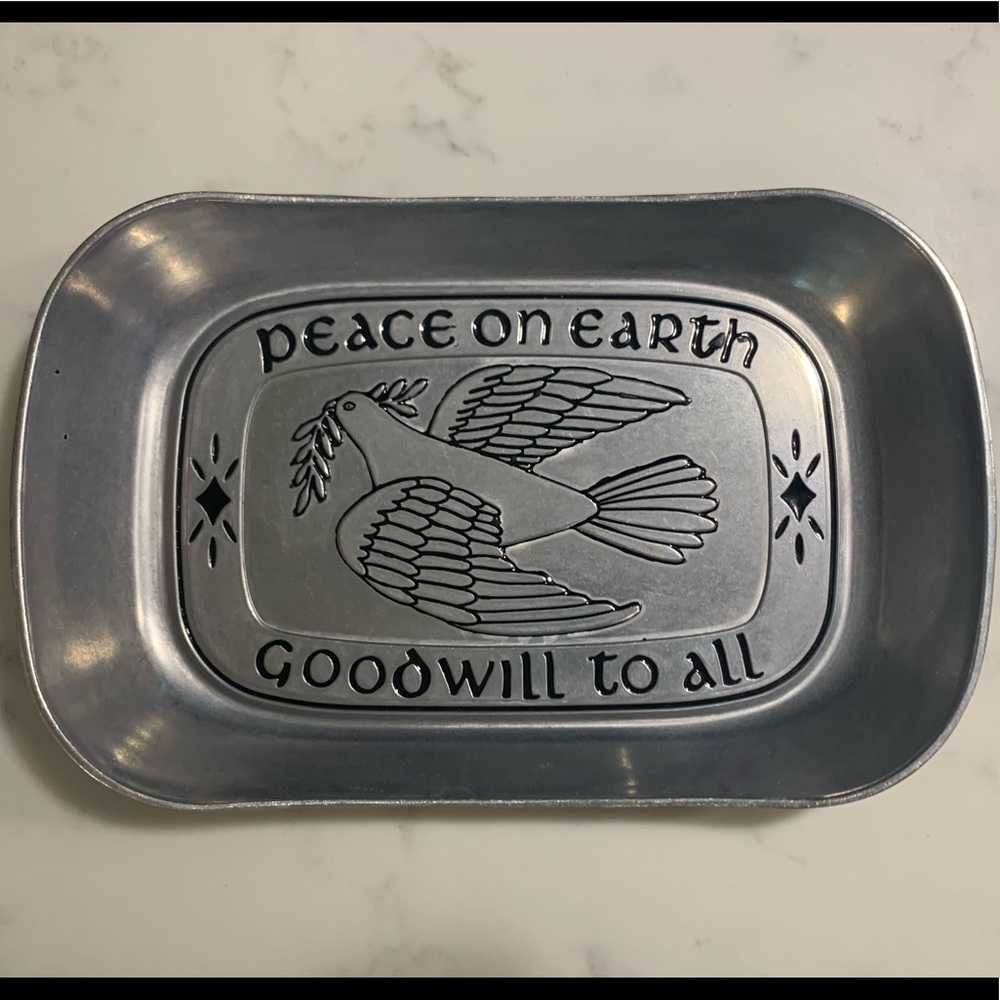 Wilton Armetale bread tray